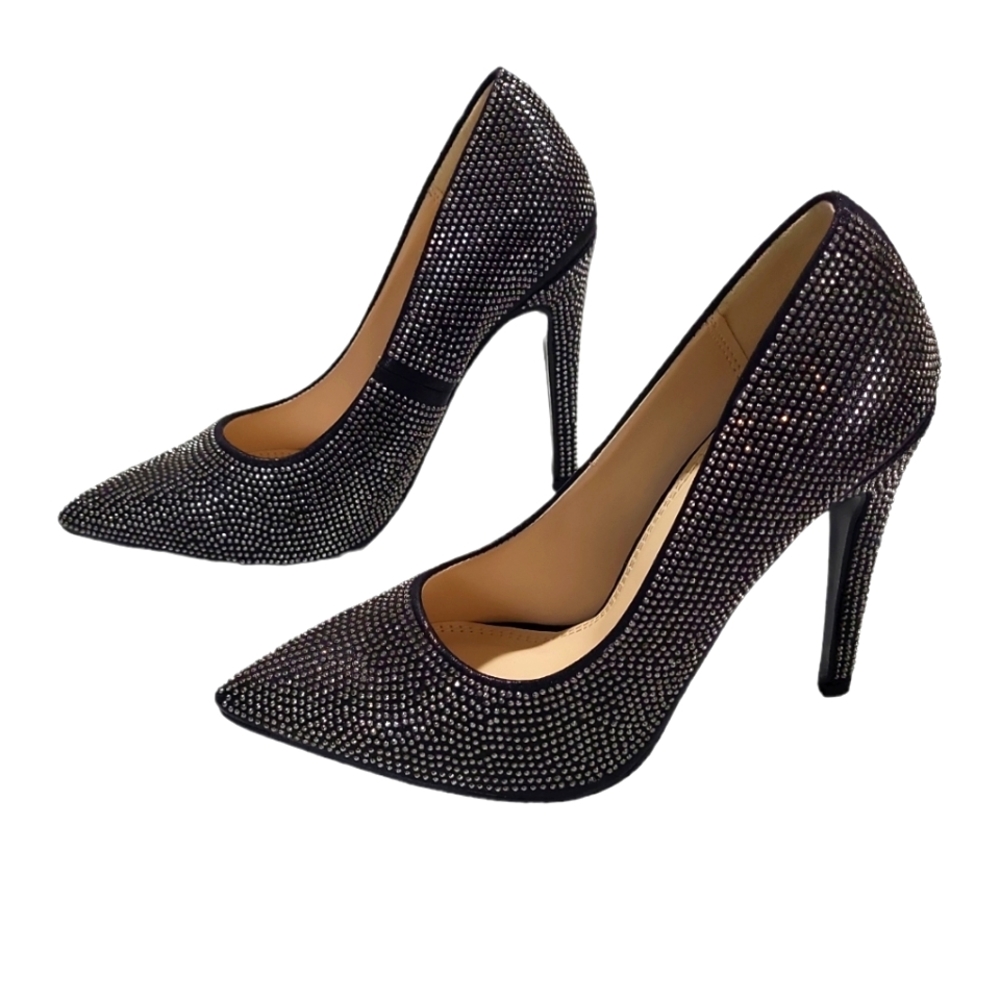EUC like new Vigo Fiore women's rhinestone beaded heeled pumps, 5.5 black silver